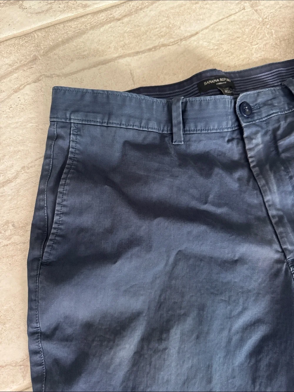 Banana Republic Men's Straight pants in Navy